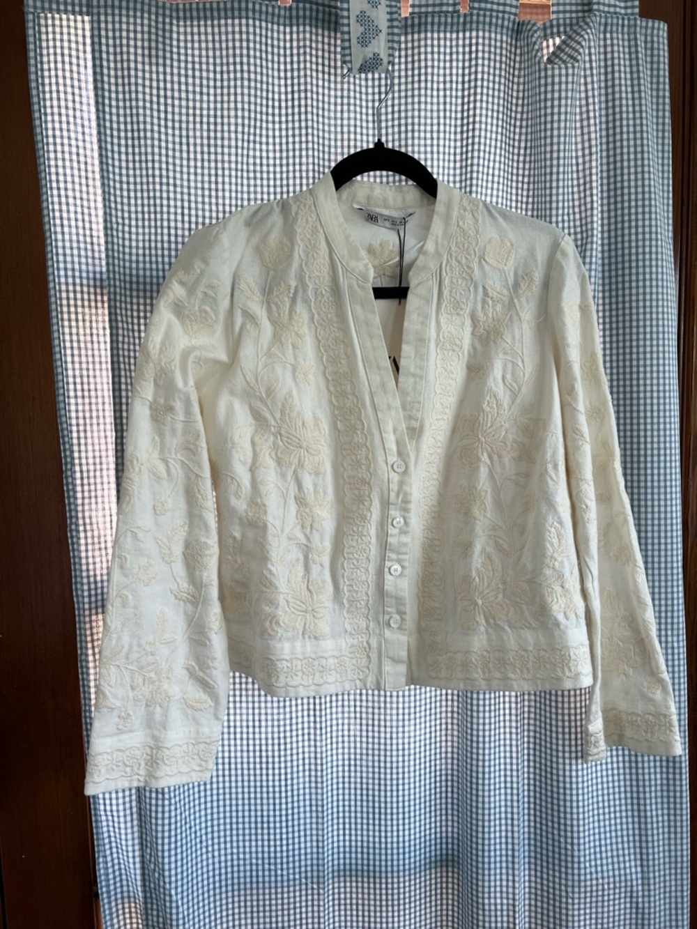 Zara Cream Embroidered Button-Front Jacket